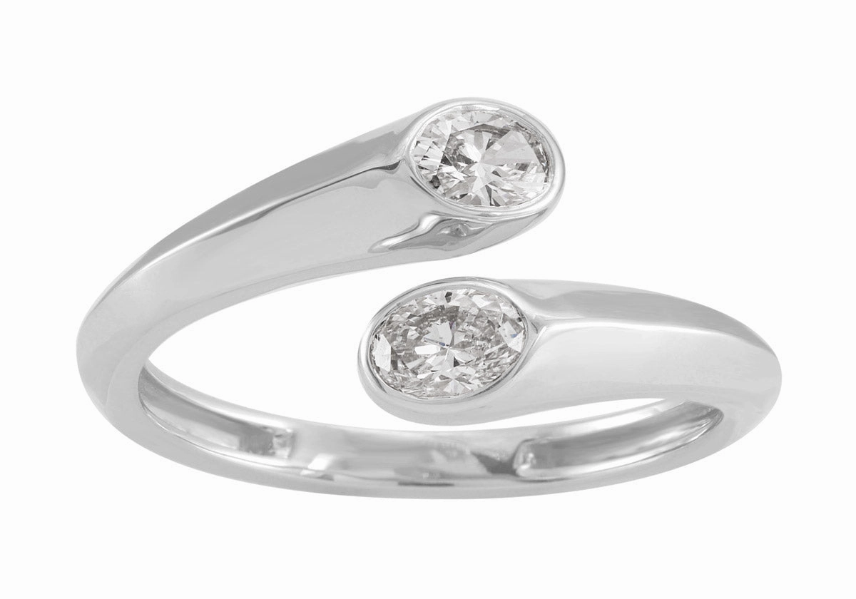 0.39 ctw. WHITE GOLD OVAL SHAPE DIAMOND RING D5007WG