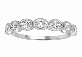 0.68 ctw. WHITE GOLD OVAL DIAMOND RING D5005WG