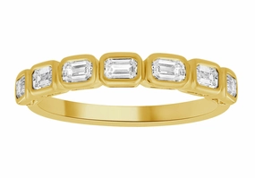0.69 ctw. YELLOW GOLD EMERALD CUT DIAMOND RING D5016YG