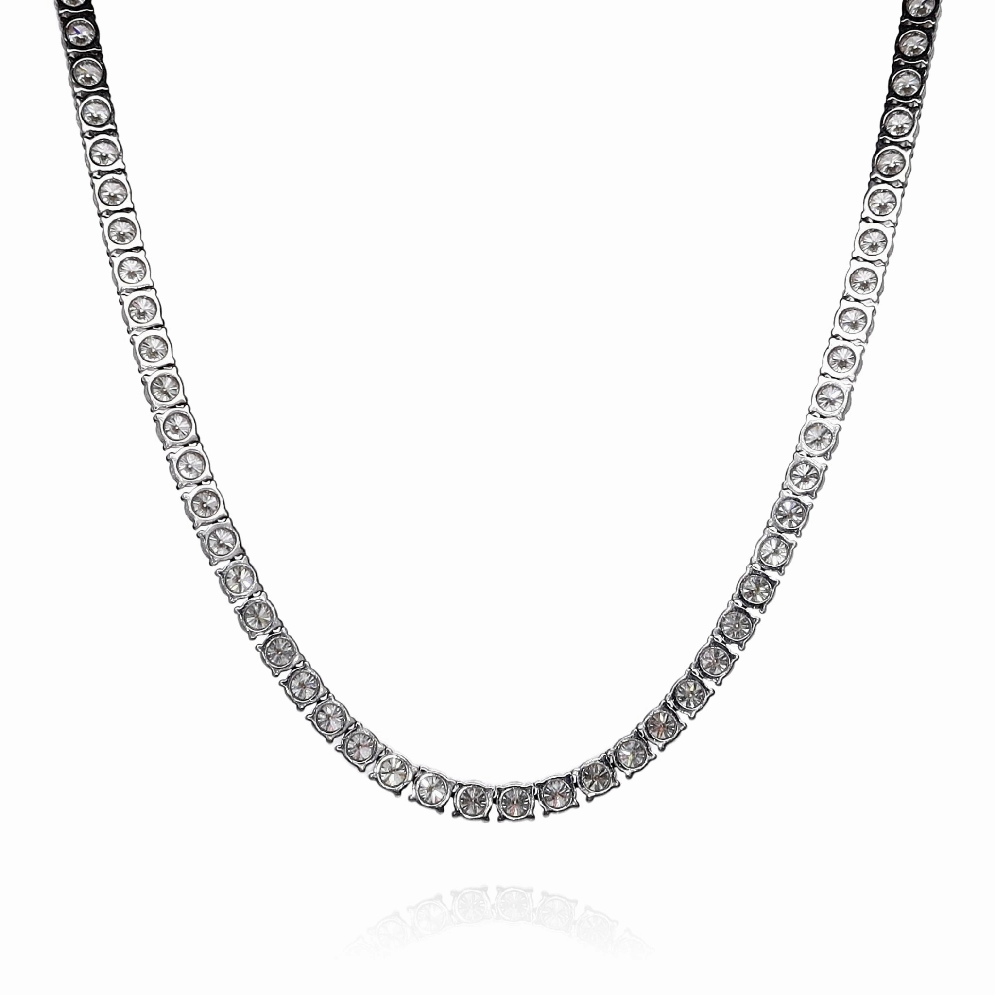 18k White Gold 29.65ct Straight Diamond Tennis Necklace