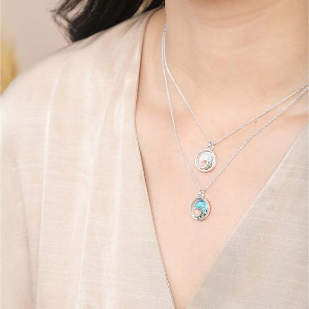 Dune Wave Necklace - Diamond & Turquoise Gradient