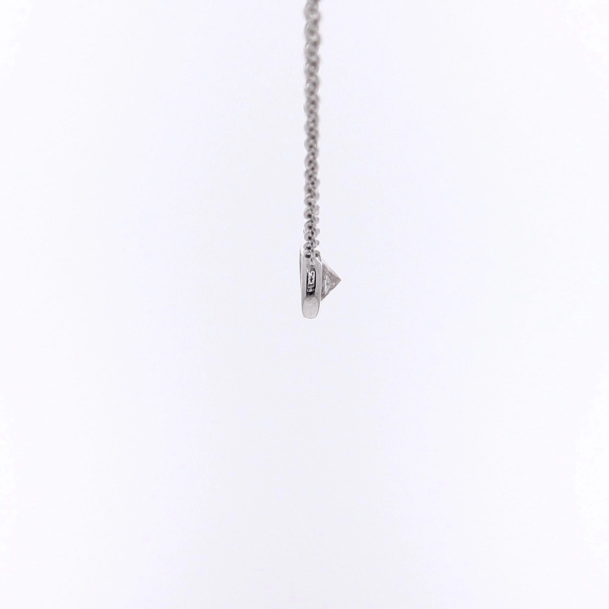 Estate 14 Karat White Gold Solitaire Diamond Pendant Necklace