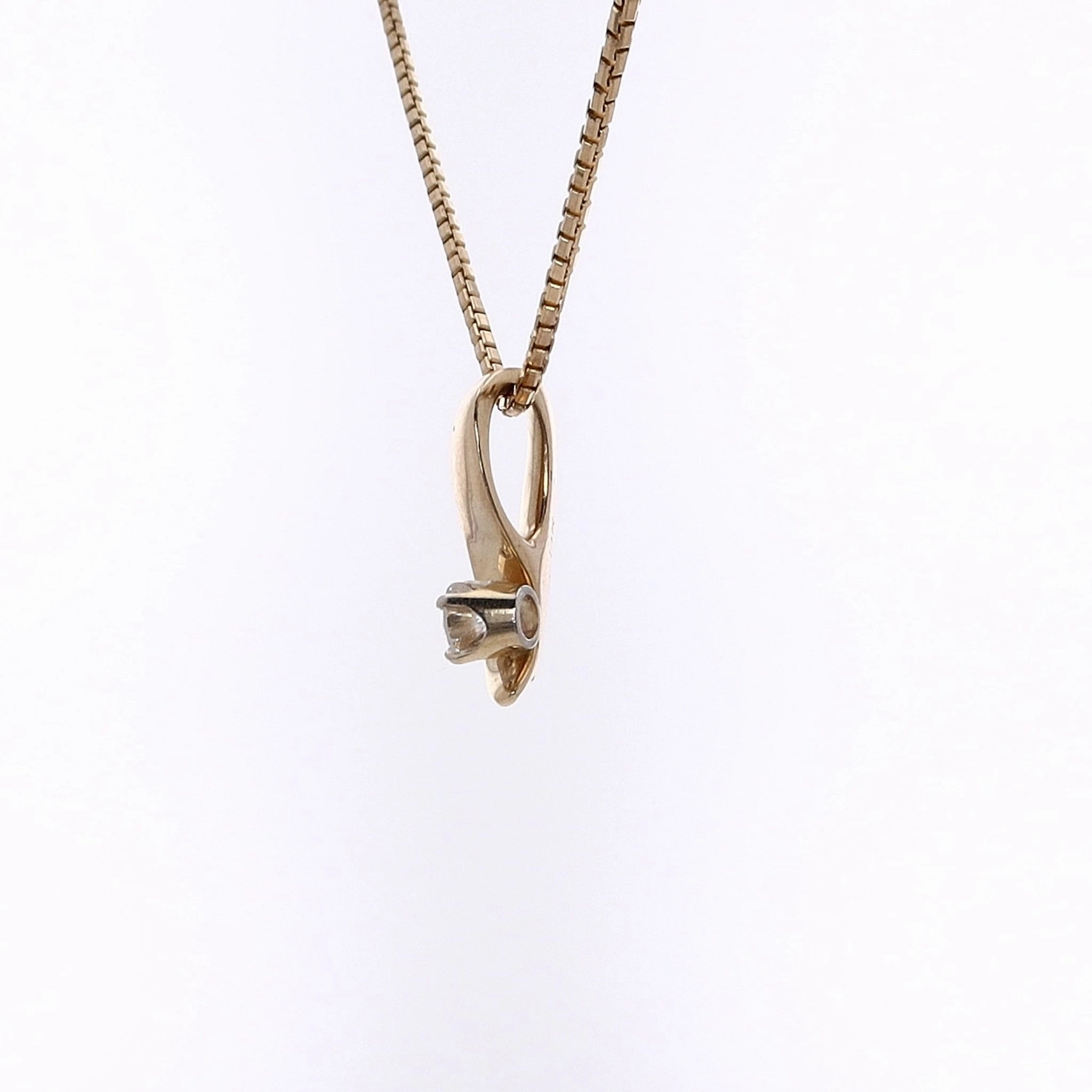 Estate 14 Karat Yellow Gold Polished Freeform Diamond Pendant Necklace