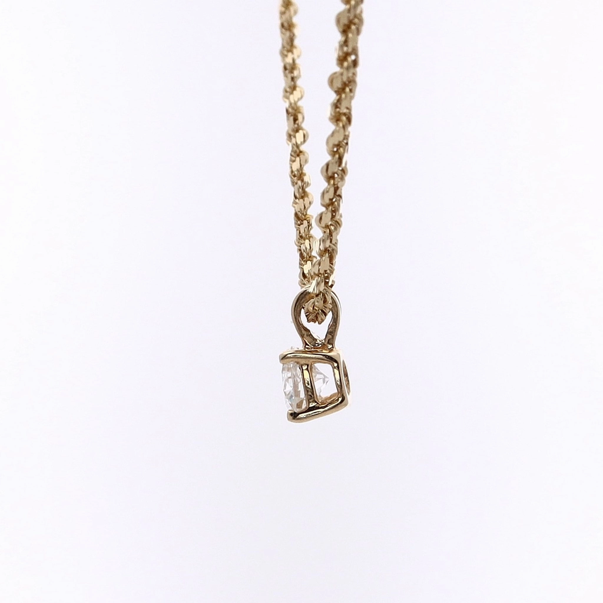 Estate 14 Karat Yellow Gold Solitaire Diamond Pendant Necklace