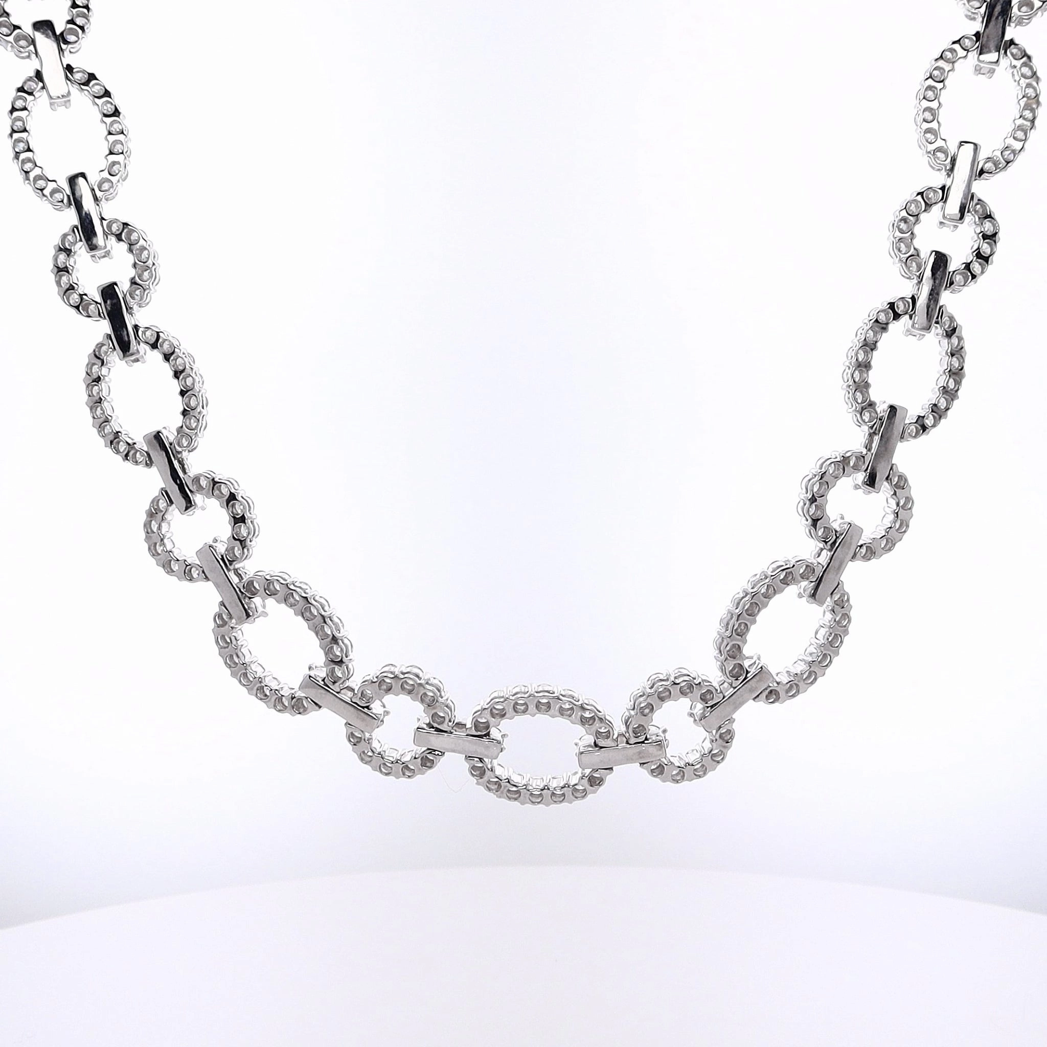 Estate 18 Karat White Gold Alternating Round and Oval Link Diamond Necklace