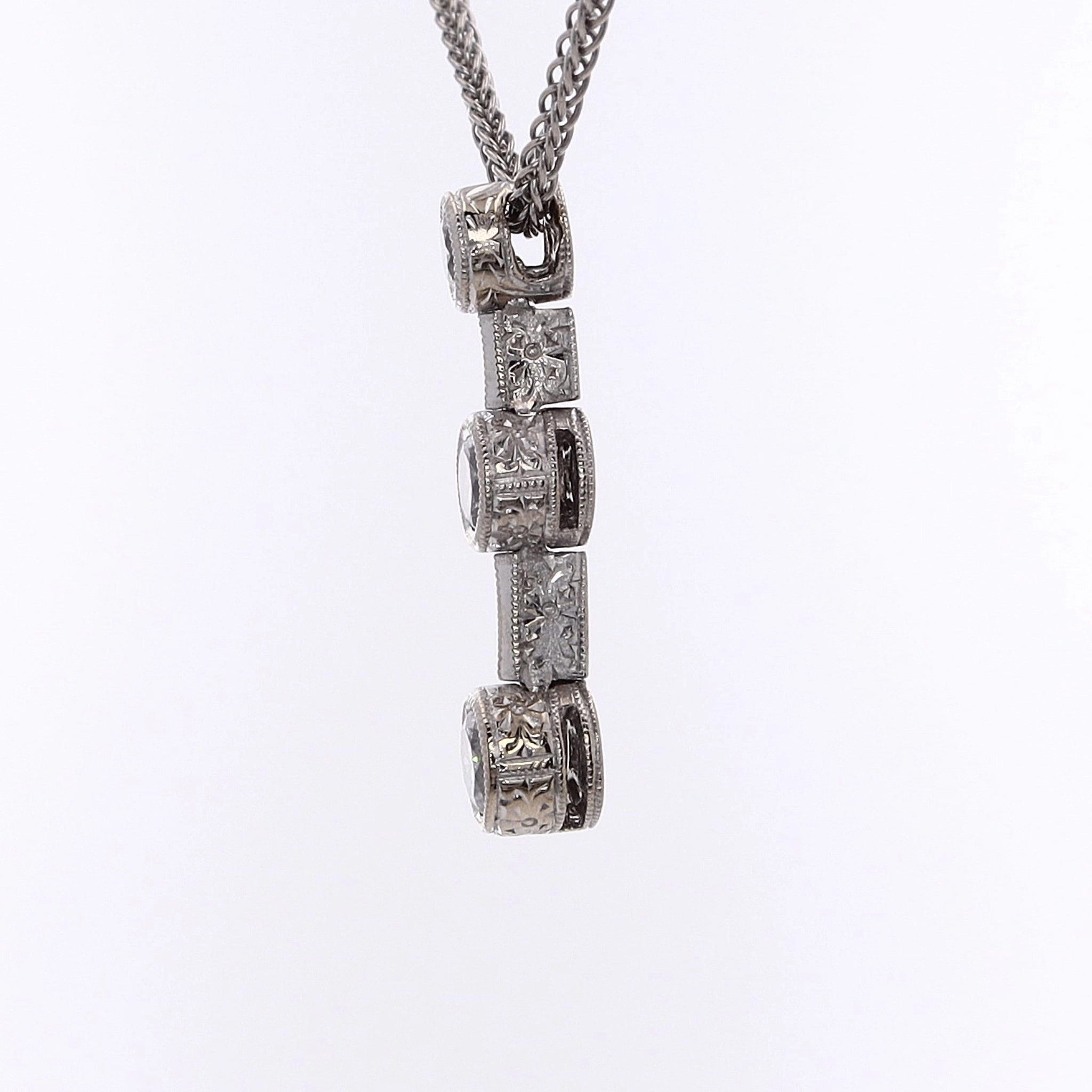 Estate 18 Karat White Gold Graduated Diamond Pendant Necklace