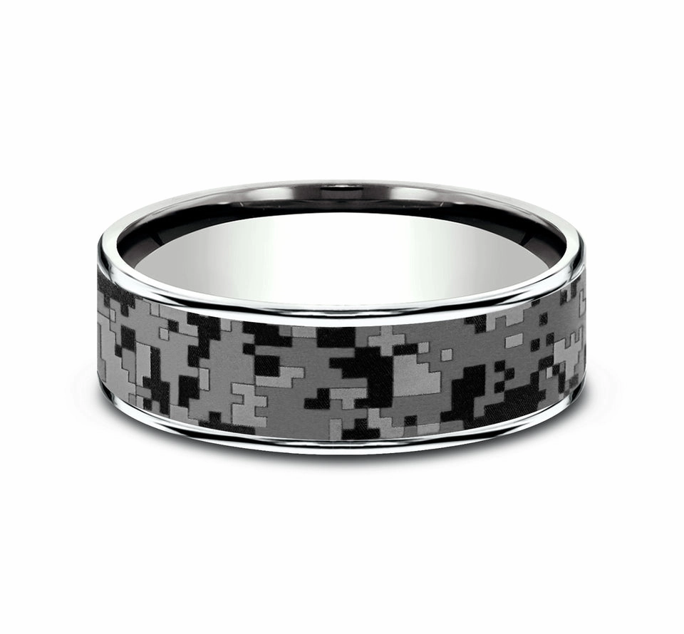 THE DIGITAL CAMO