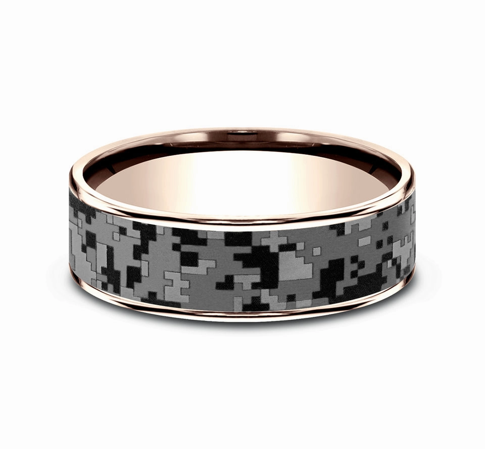 THE DIGITAL CAMO