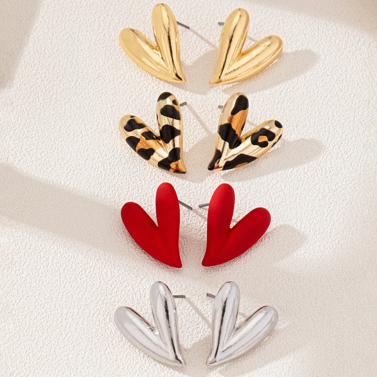 Wholesale 1 Pair/3 Pair/4 Pair Elegant Design Metal Love Heart Stud Earrings