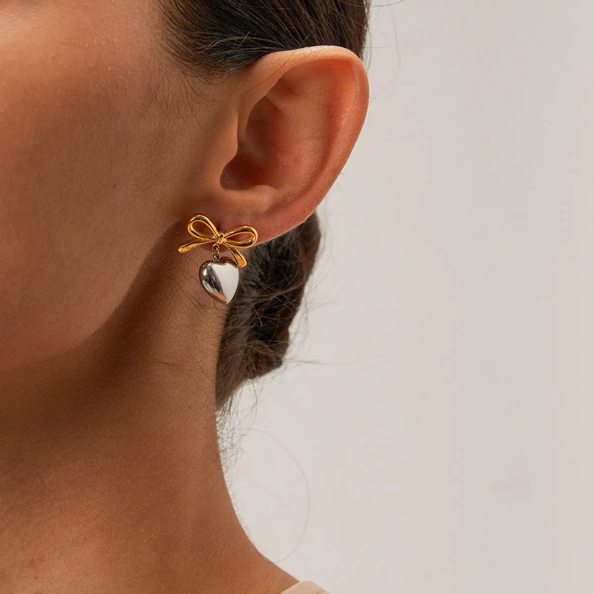 Wholesale 18K Gold Stainless Steel Heart Earrings