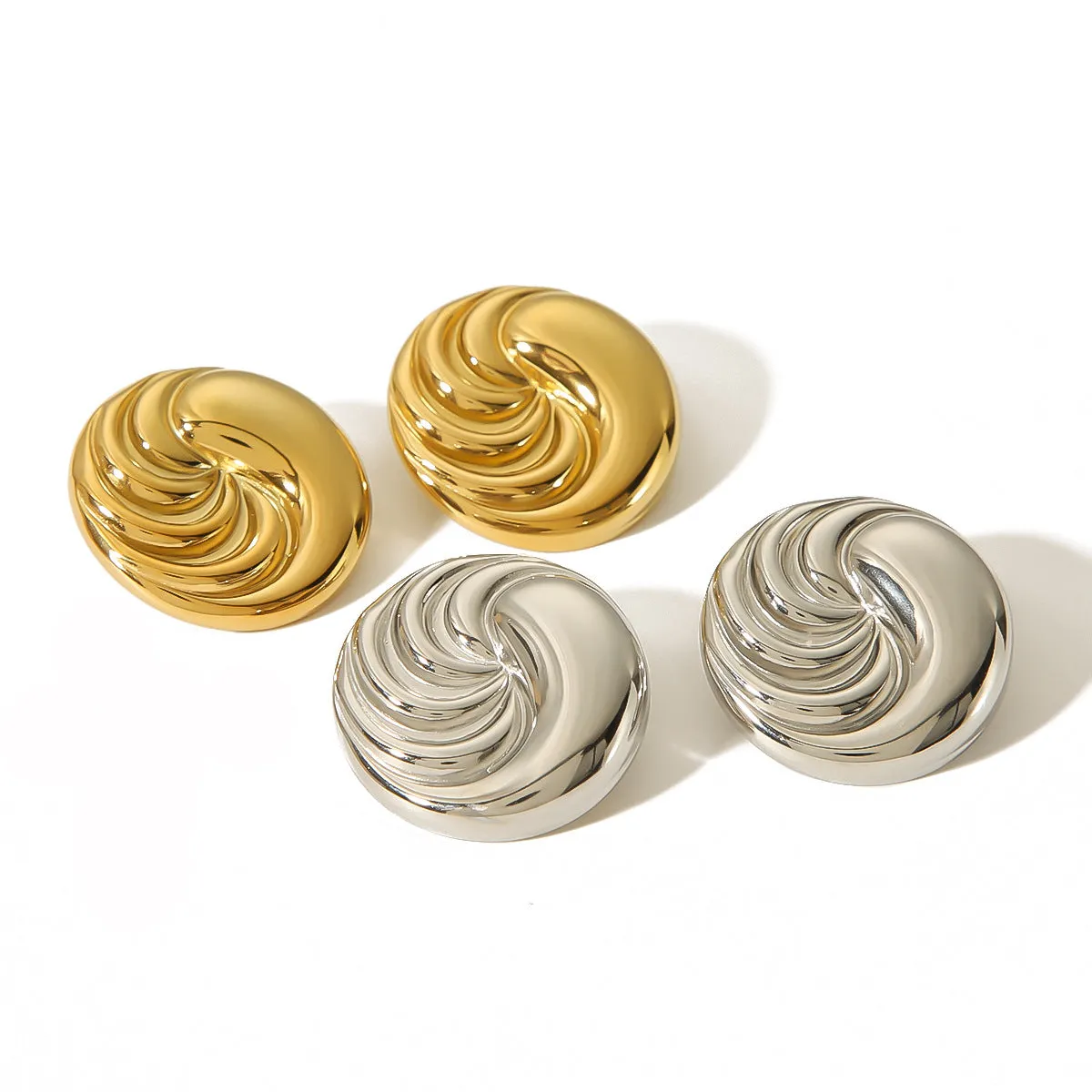 Wholesale 2pcs Round 18k Gold Swirl Pattern Stainless Steel Earrings