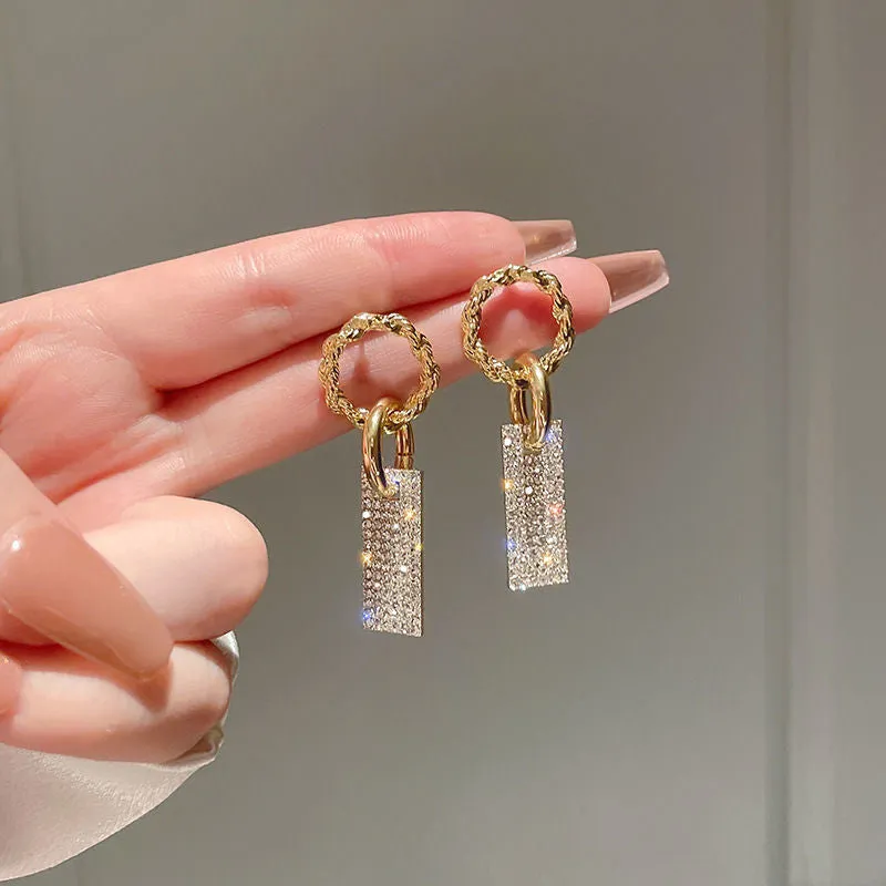 Wholesale 925 Silver Needle Fashion New Personality Trendy Diamond Temperament Earrings