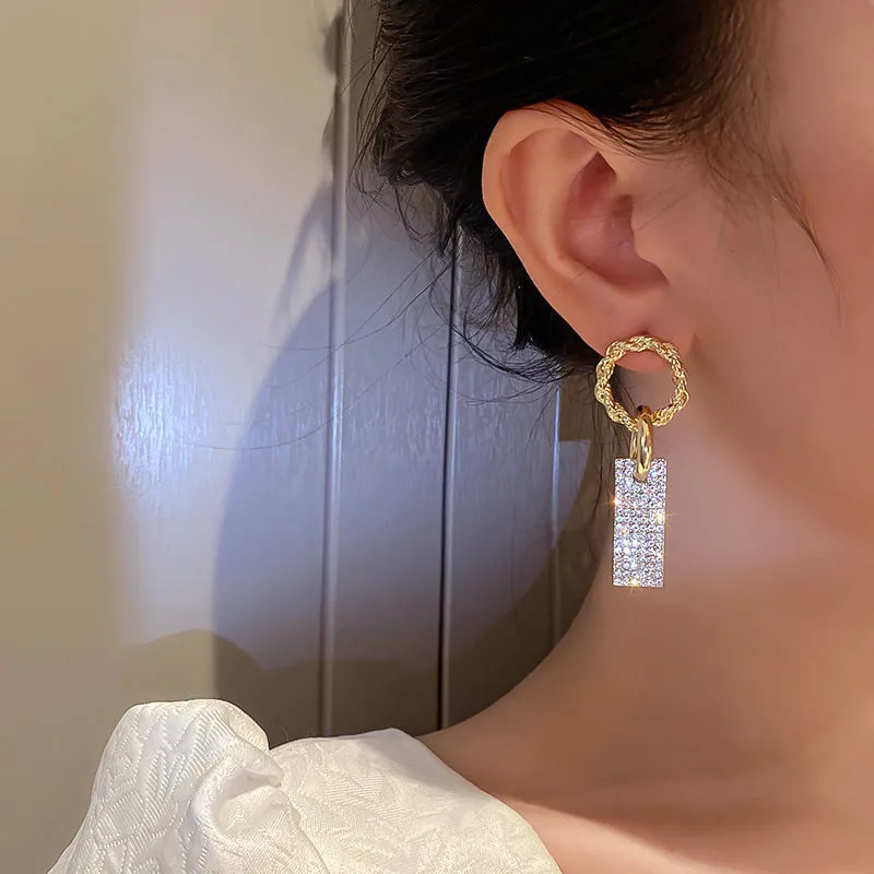 Wholesale 925 Silver Needle Fashion New Personality Trendy Diamond Temperament Earrings