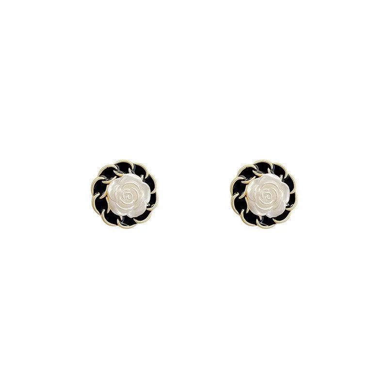 Wholesale 925 silver needle pearl vintage earrings