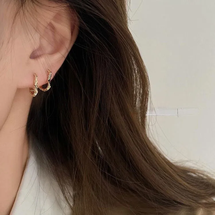 Wholesale 925 Sterling Silver Heart-shaped Earrings