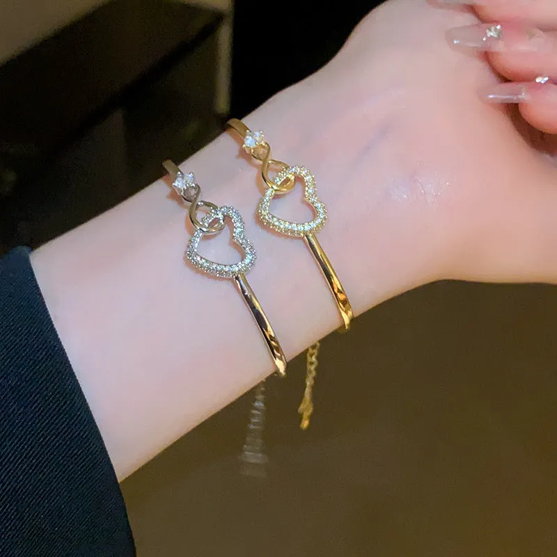Wholesale Alloy Diamond Zircon Love Hollow Bracelet
