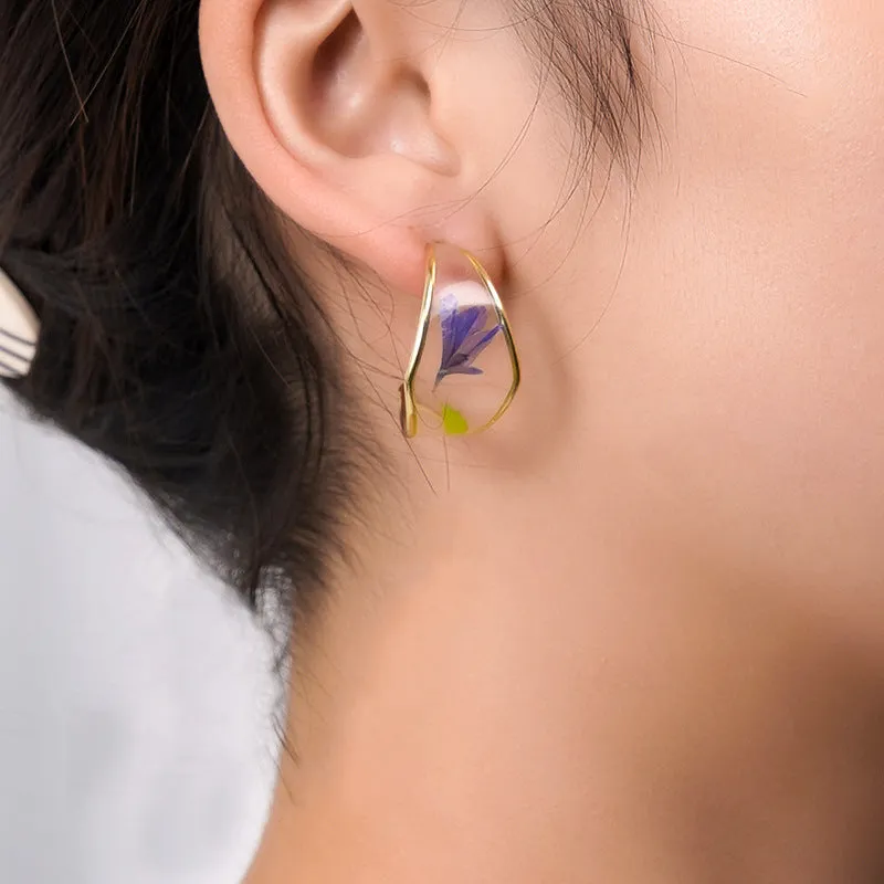 Wholesale Alloy Epoxy Leaf Everlasting Flower C Shape Earrings