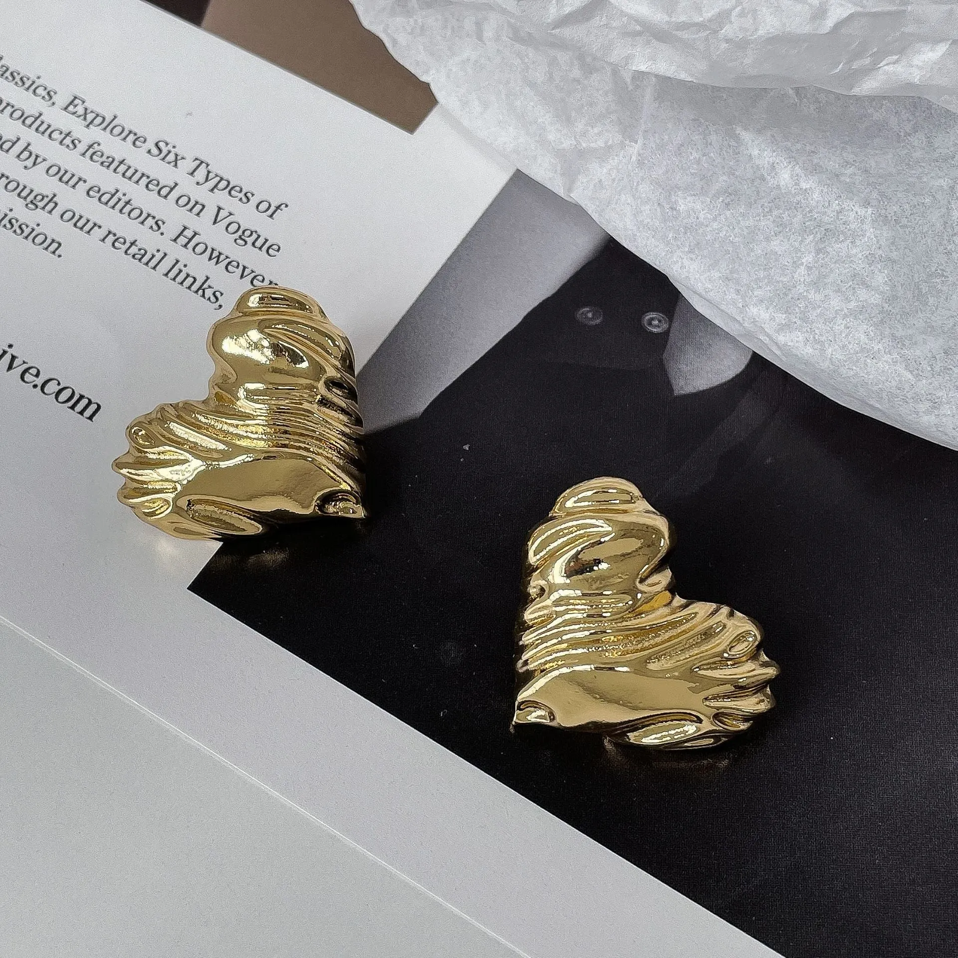 Wholesale Alloy Striped Heart-shaped Earrings