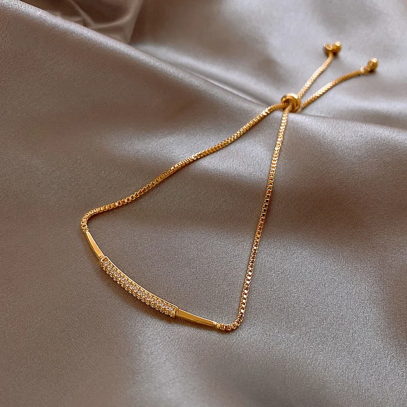 Wholesale Art Full of Diamond Petal Copper Bracelets