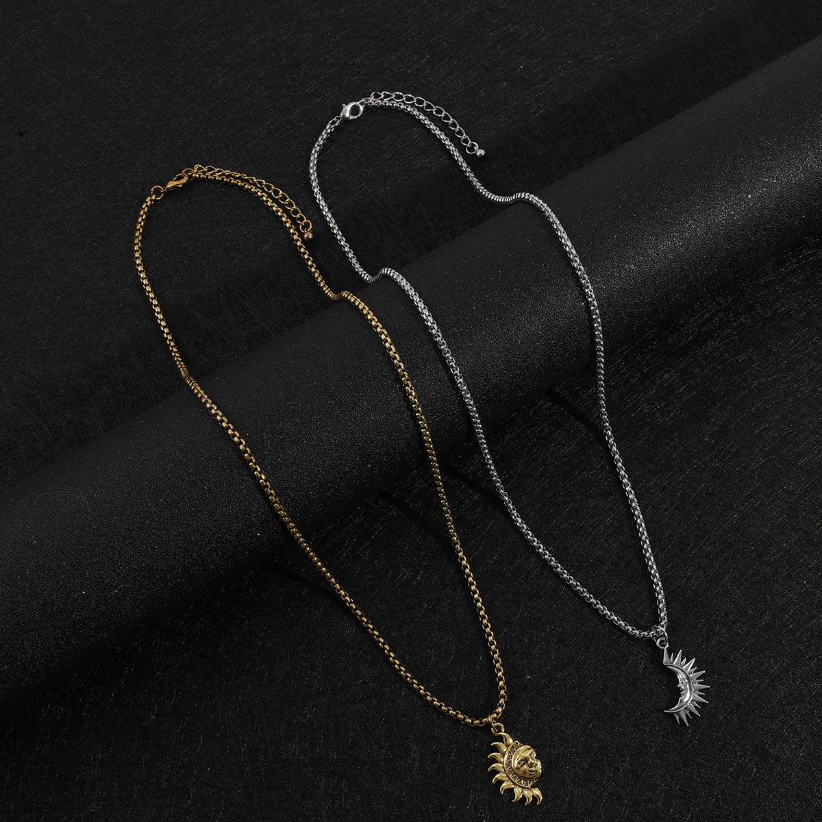 Wholesale Asymmetric Alloy Men's Earrings for The Sun and Moon
