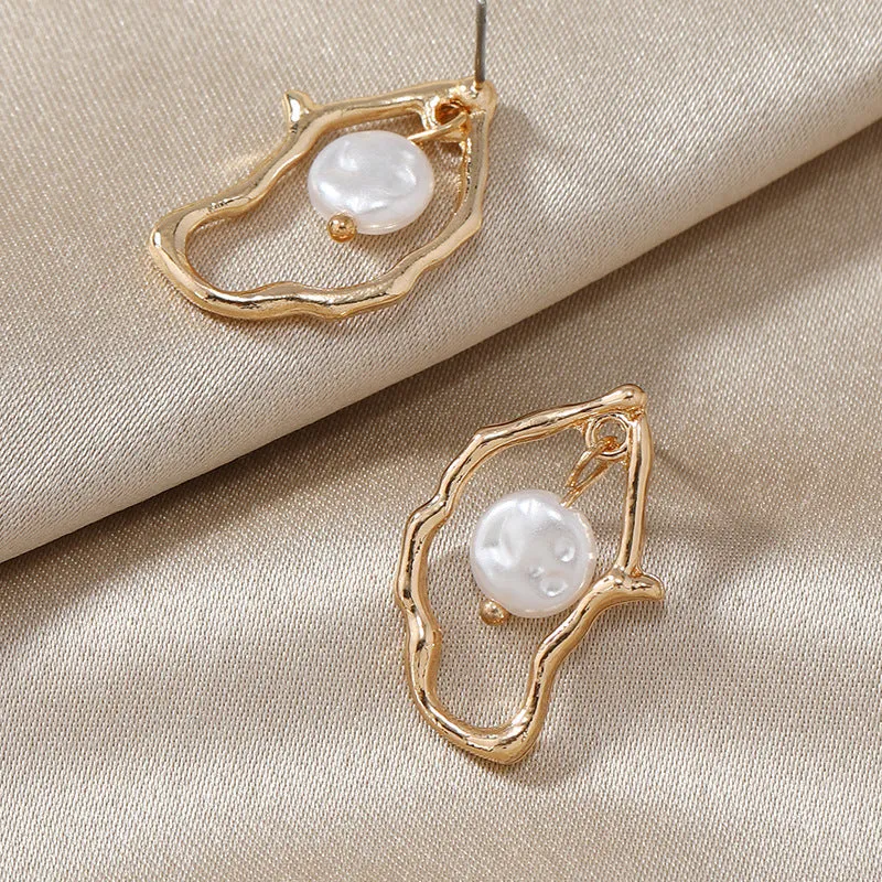 Wholesale Baroque Pearl Alloy Earrings