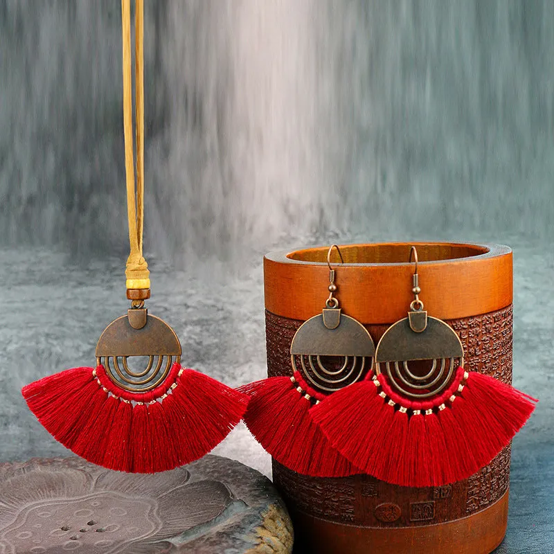Wholesale Bohemian Fashion Vintage Scallop Necklace Earrings Set