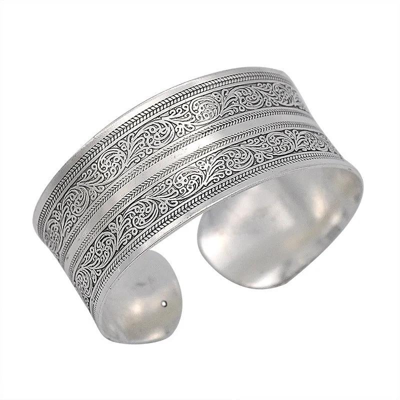 Wholesale  Bohemian Flower Teng Ancient Miao Silver Bracele Retro Wide Tibetan Silver Bracelet