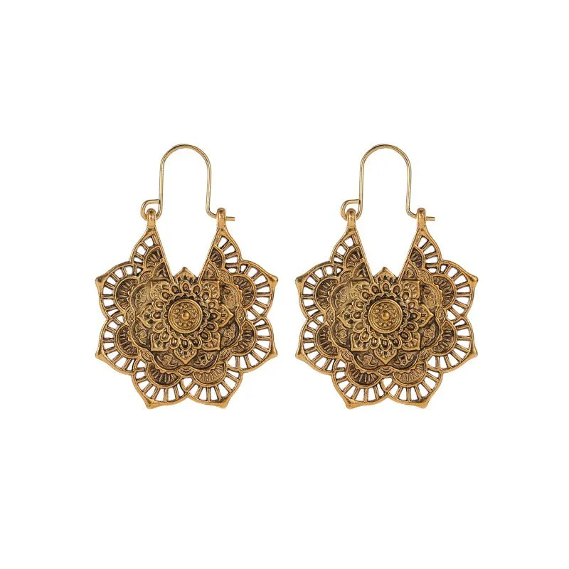 Wholesale Bohemian Metal Hollow Flower Earrings