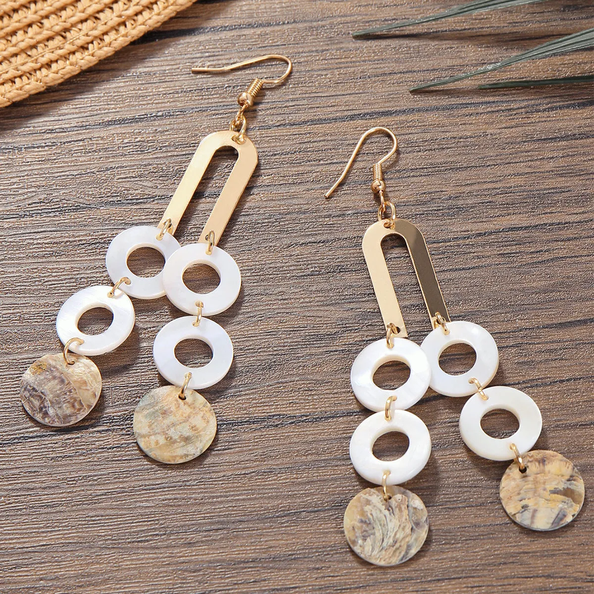 Wholesale Bohemian Shell Beads Pendant Earrings