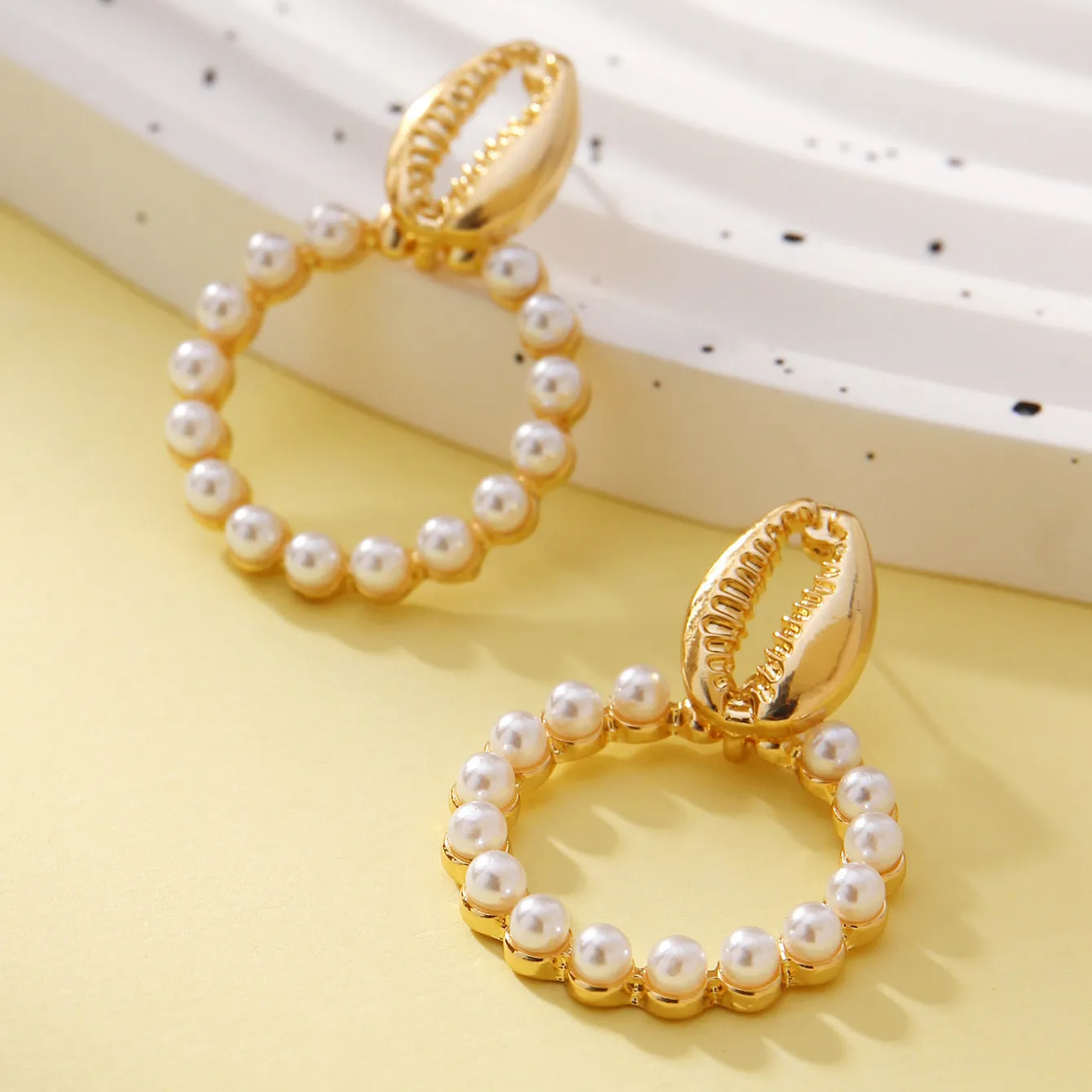 Wholesale Bohemian Shell Beads Pendant Earrings