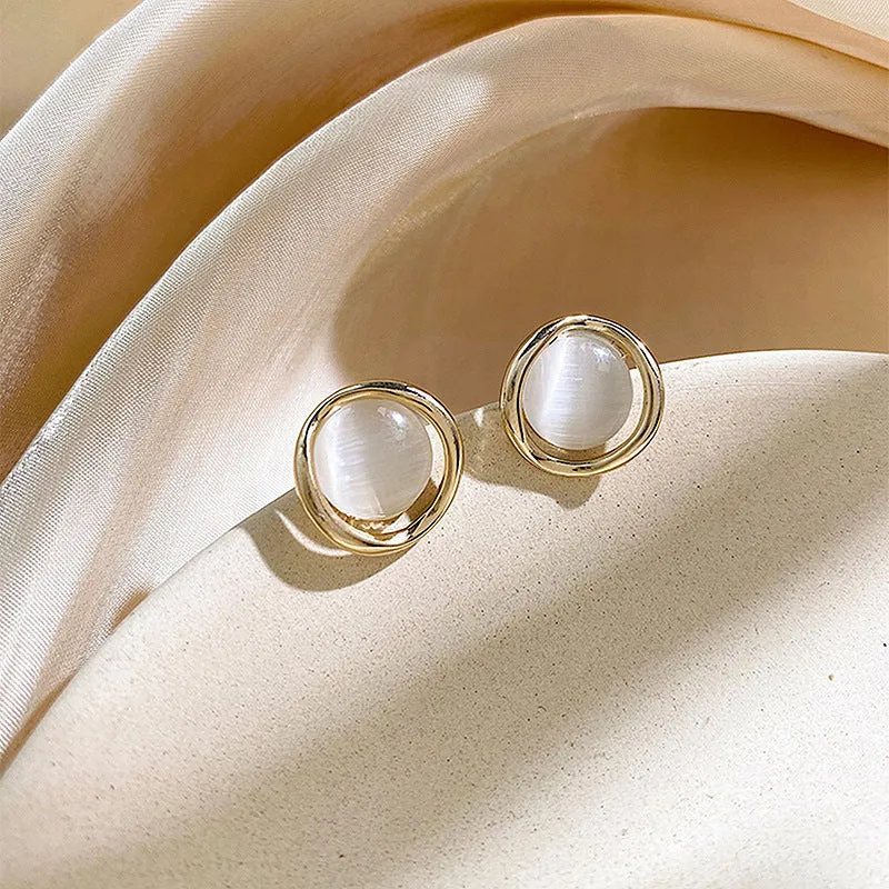Wholesale Cat's Eye Stone Love Flower 925 Silver Needle Earrings