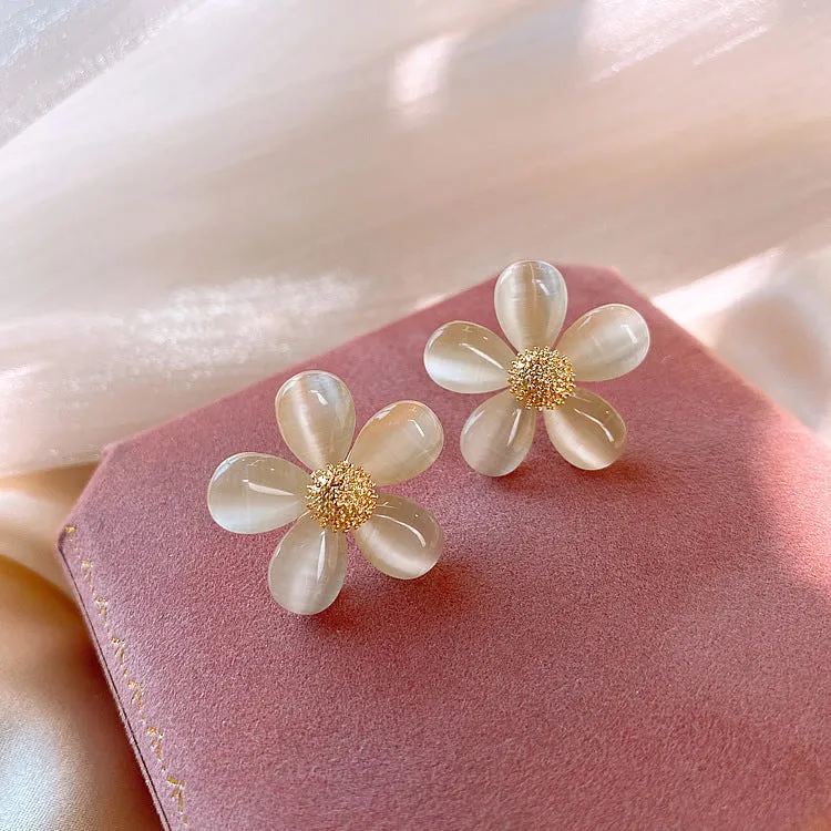 Wholesale Cat's Eye Stone Love Flower 925 Silver Needle Earrings