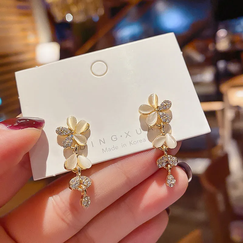 Wholesale Cat's Eye Stone Love Flower 925 Silver Needle Earrings