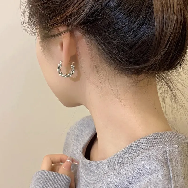 Wholesale Circle Pearl Vintage Earrings