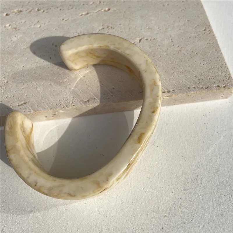 Wholesale Color Acrylic Bracelet Simple Geometric Transparent Resin Bracelet