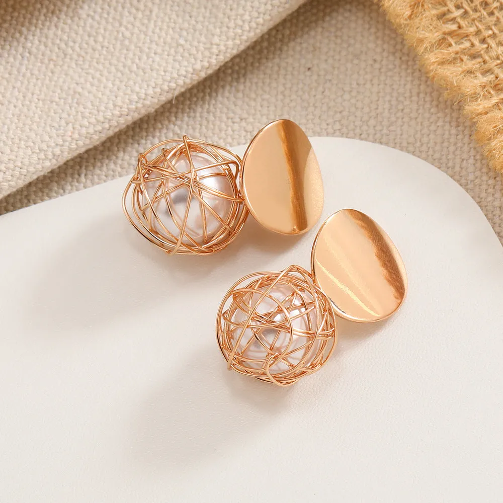 Wholesale Creative Woven Round Ball Artificial Pearl Ear Clips
