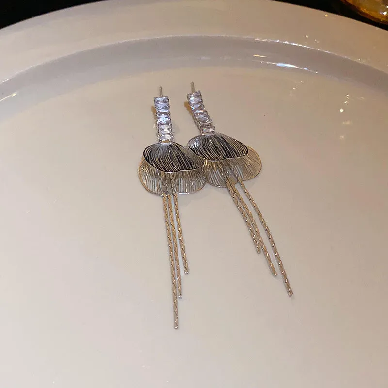 Wholesale Diamond Butterfly Flower Five Pointed Star Tassel Alloy Earrings