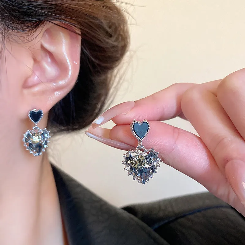 Wholesale Diamond Heart Alloy Earrings