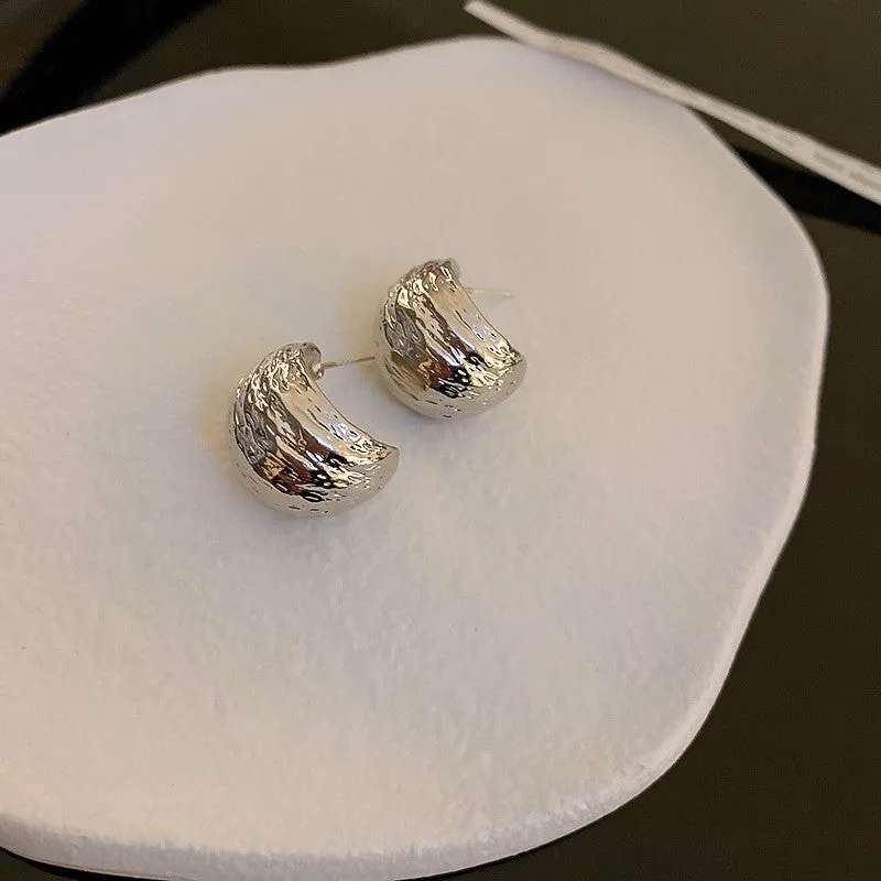 Wholesale Electroplated Bean Metal Earrings