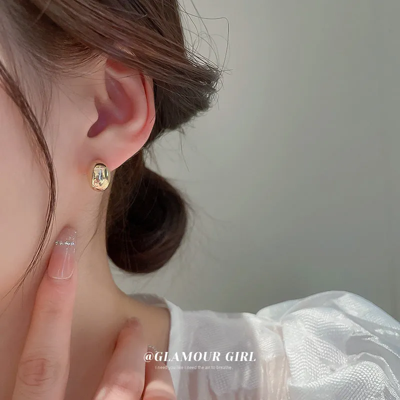 Wholesale Electroplated Bean Metal Earrings