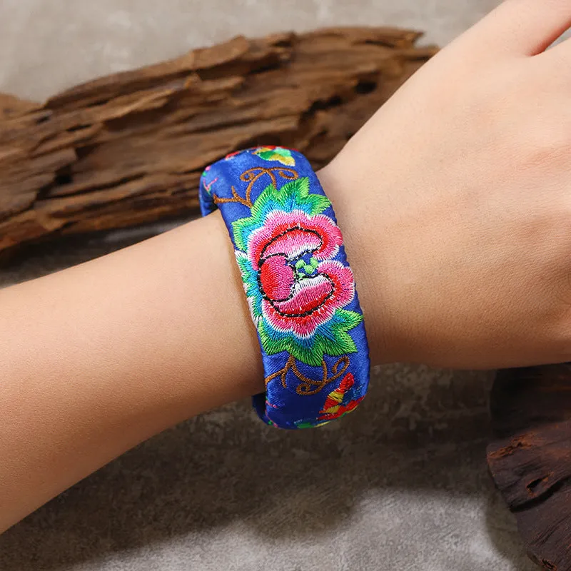 Wholesale Ethnic style embroidered fabric peony wide bracelet