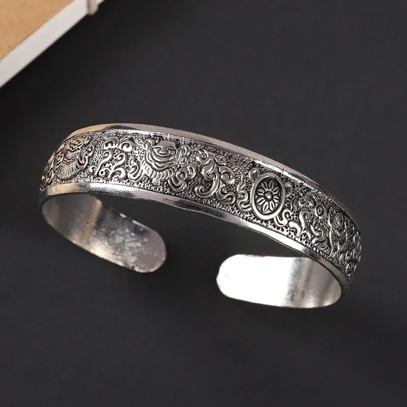 Wholesale  ethnic style retro court Chinese carved ancient silver bracelet personality exotic bracelet