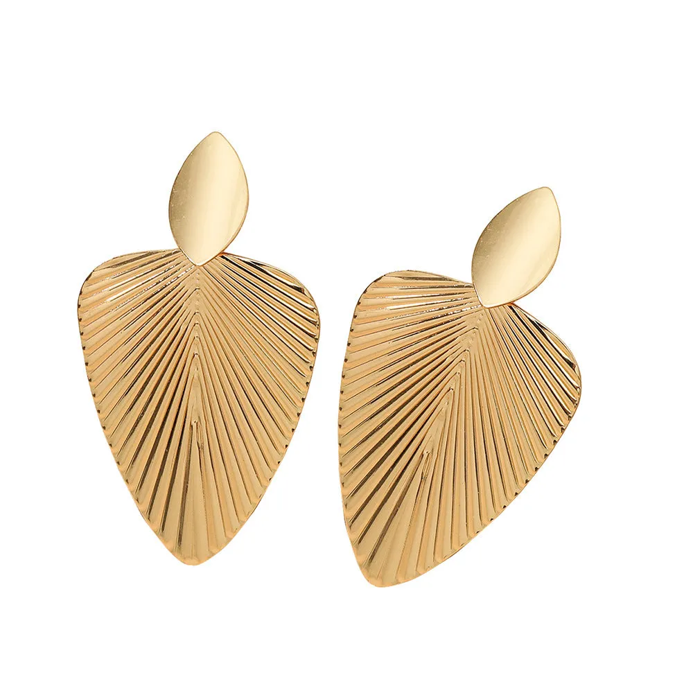 Wholesale Exaggerated Geometric Metal Leaf Earrings