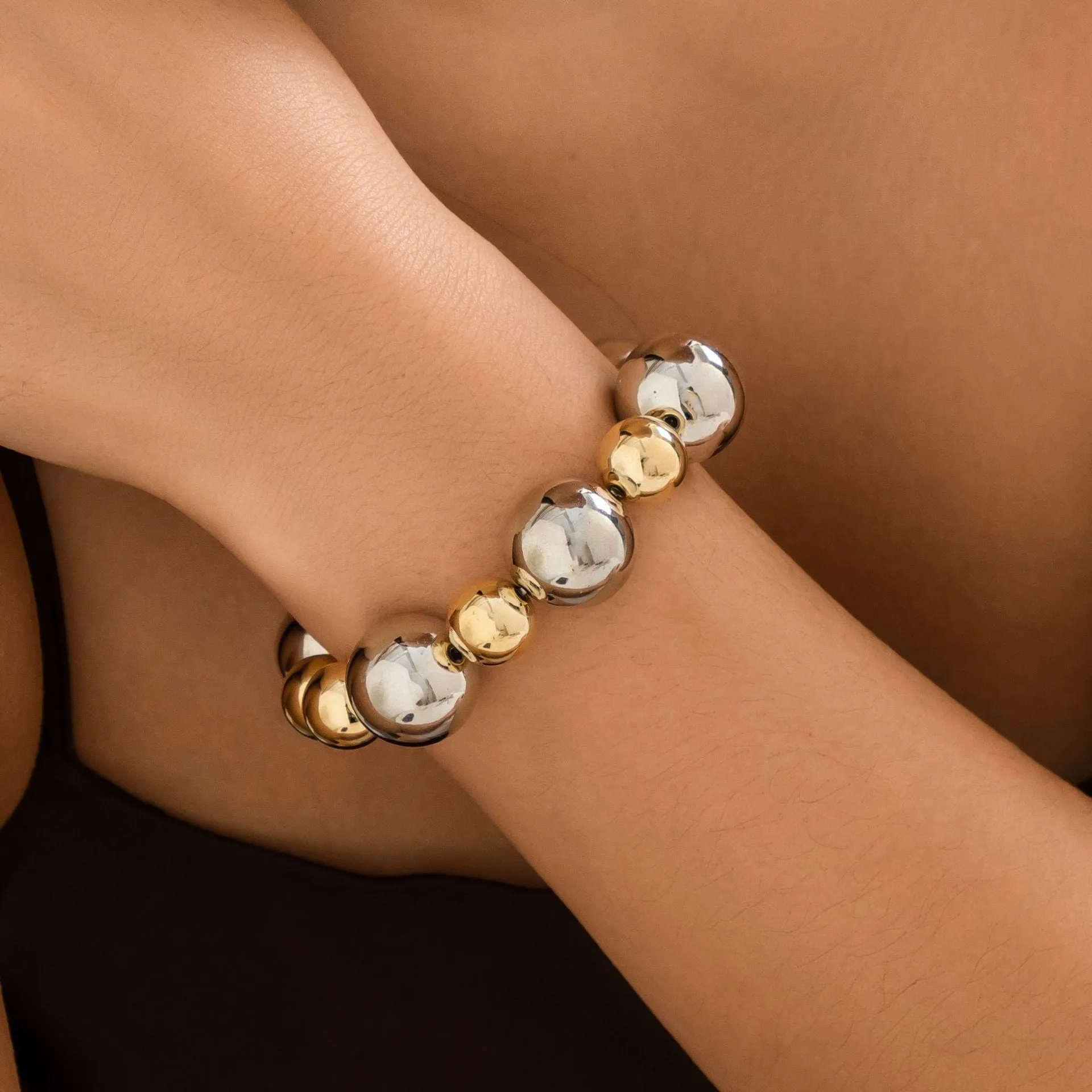 Wholesale Exaggerated Punk Color Contrasting Beaded Plastic Bracelets