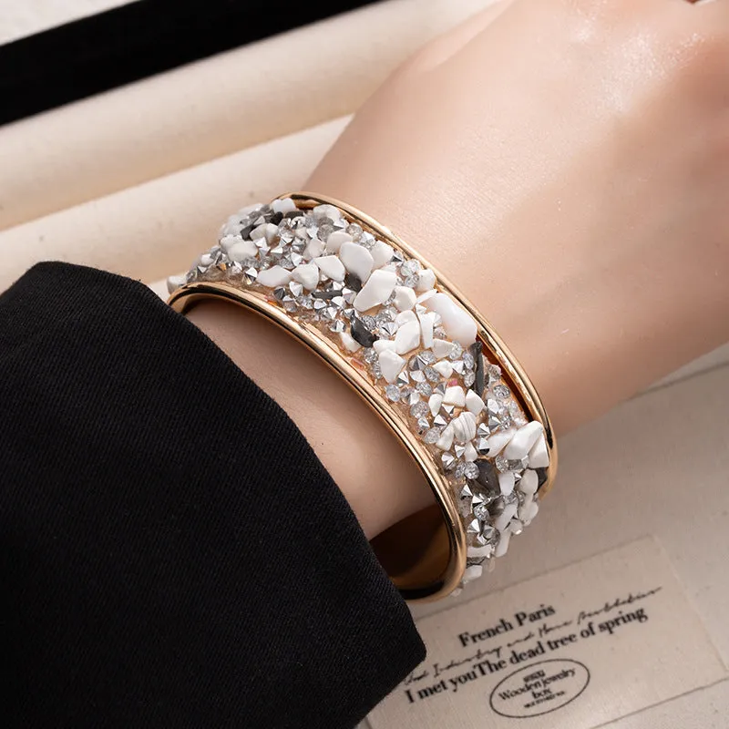 Wholesale Exaggerated wide bracelet with colored diamonds and gravel