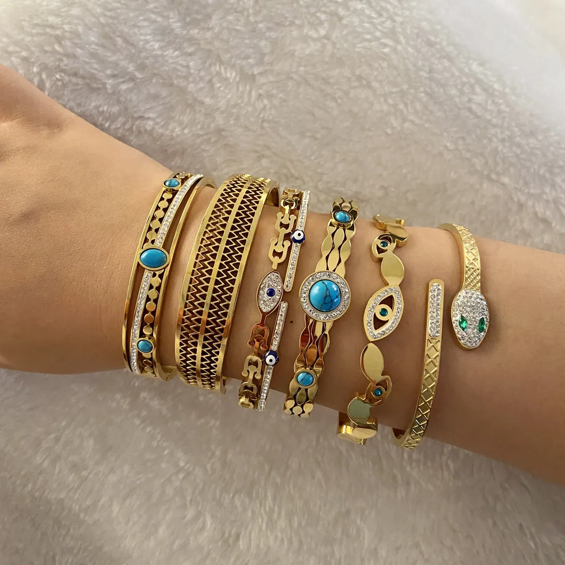 Wholesale Eye Snake Vintage Turquoise Stainless Steel Bracelet