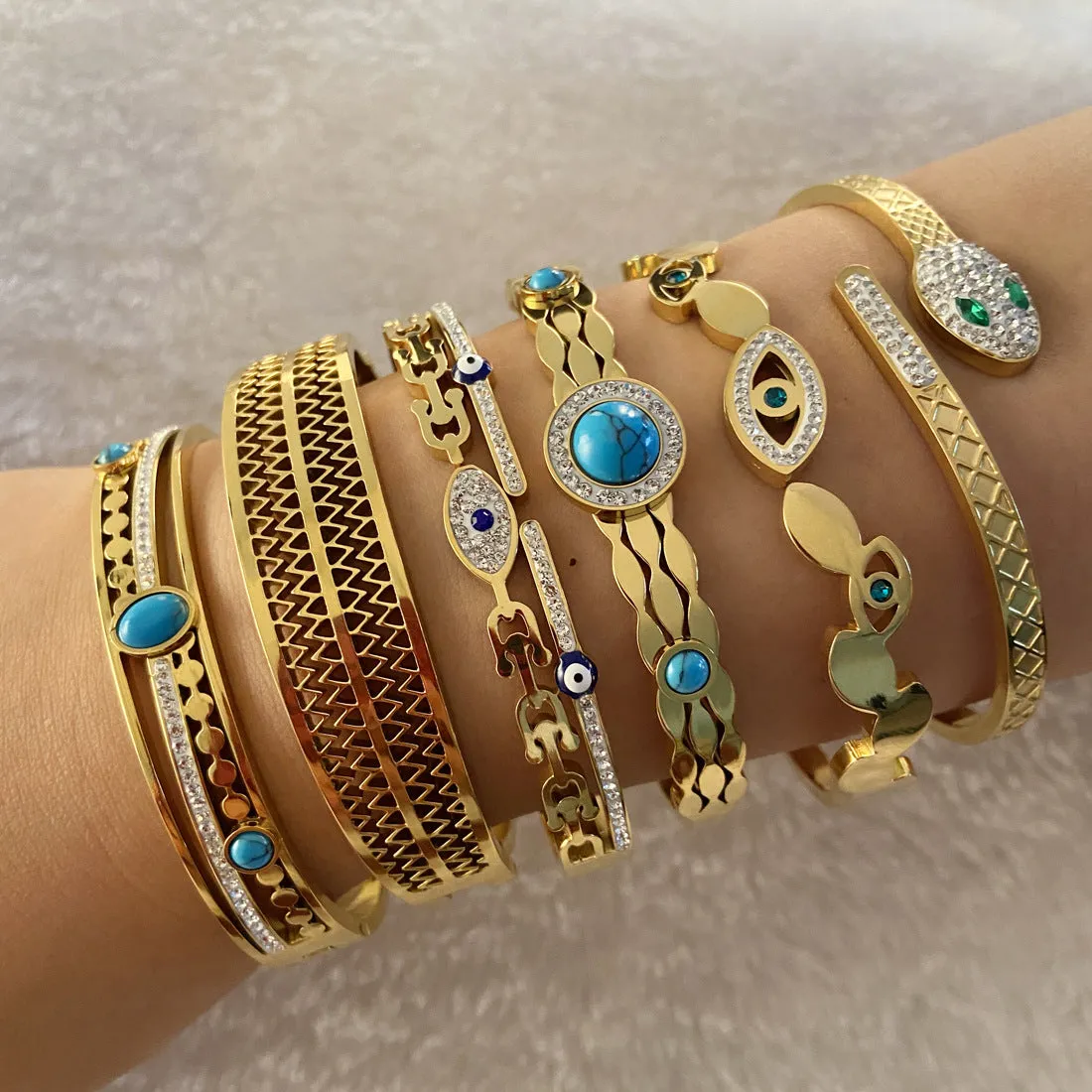 Wholesale Eye Snake Vintage Turquoise Stainless Steel Bracelet