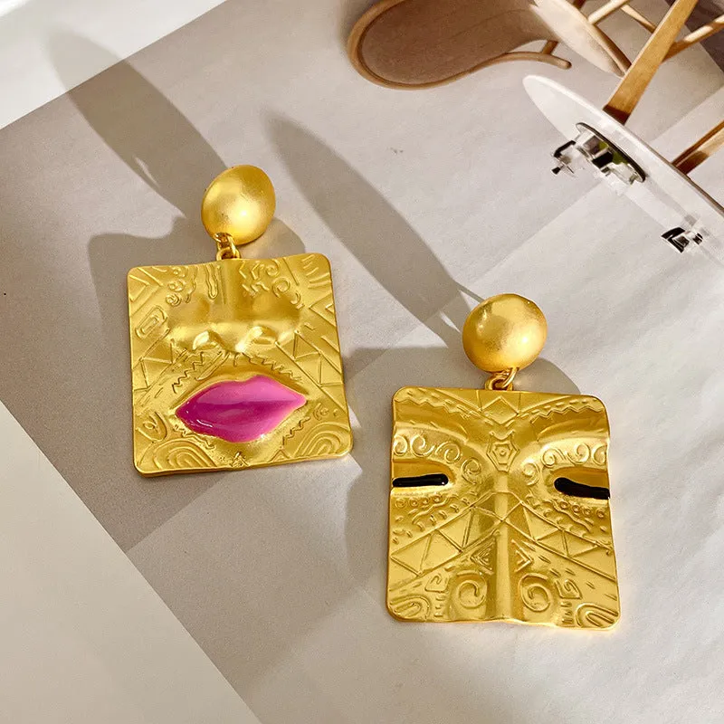 Wholesale Facial Alloy Asymmetric Earrings