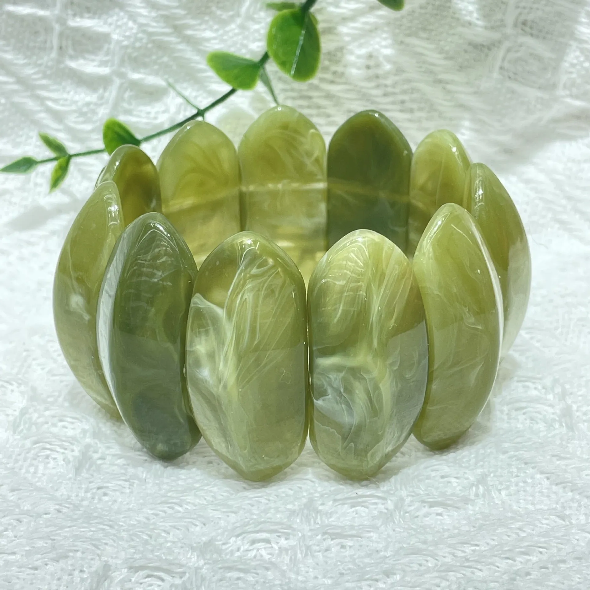 Wholesale Fashion Acrylic Personality Trend  Handmade Bracelet