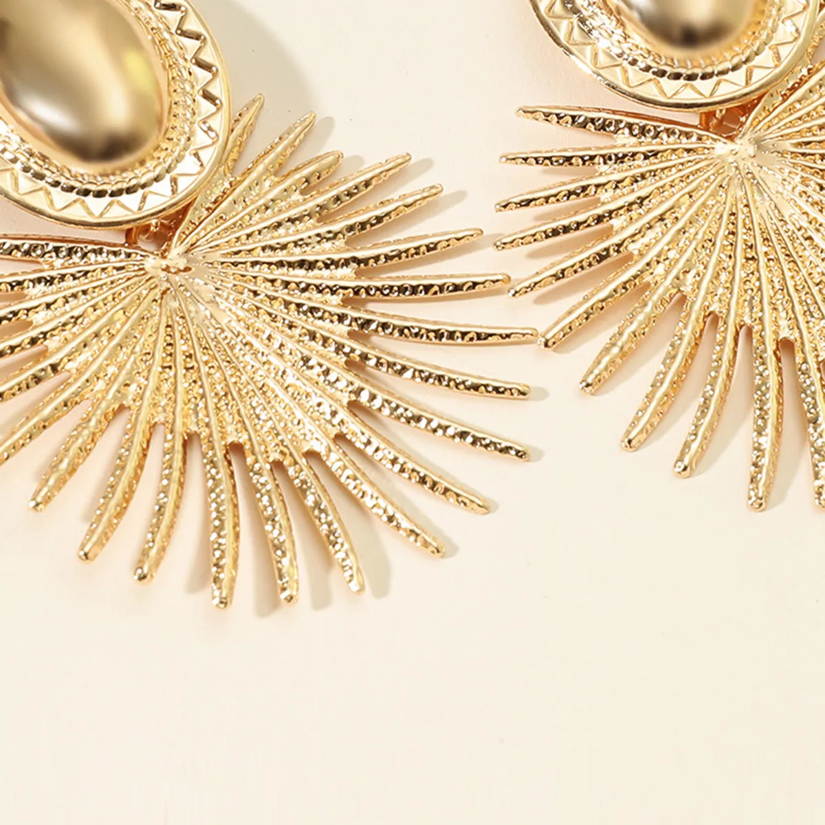 Wholesale Fashion Exaggerated Metallic Earrings